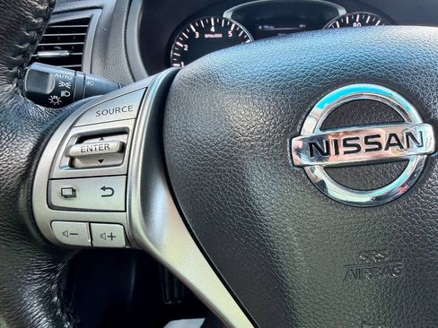 Used 2014 Nissan Altima 2.5 SL w/ Technology Package FWD image 34