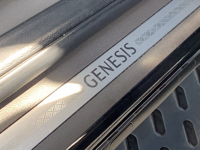 Used 2022 Genesis GV80 3.5T Advanced + AWD/4WD image 13