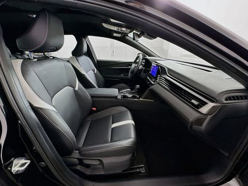 Certified 2025 Toyota Camry SE w/ Convenience Package image 28