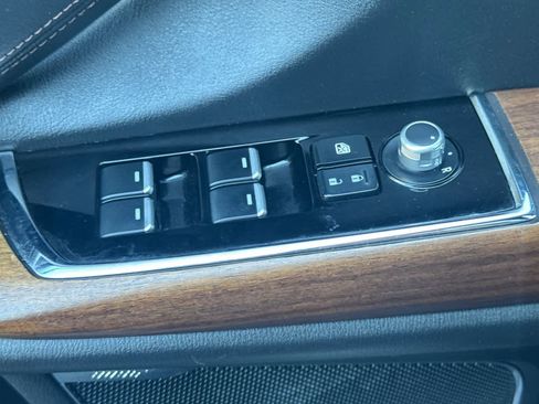 Used 2018 MAZDA CX-9 Signature image 13