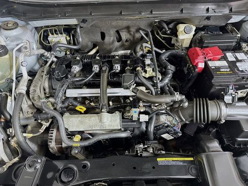 Used 2021 Nissan Kicks SV FWD image 36
