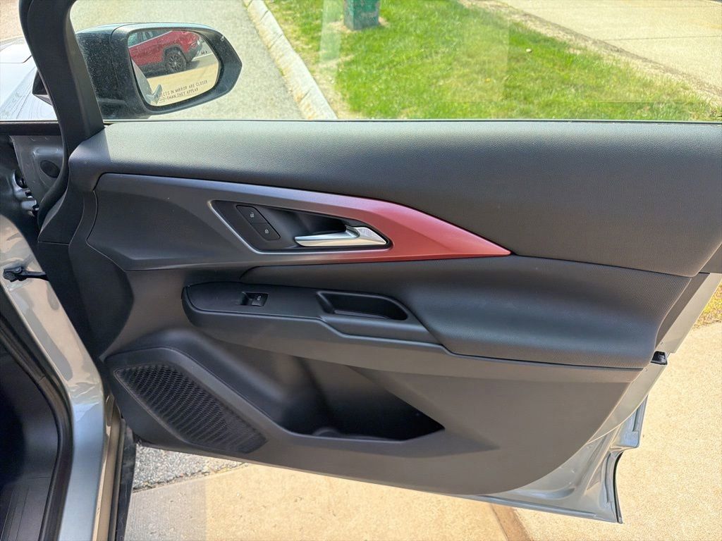 New 2026 Chevrolet Equinox EV RS AWD/4WD image 24