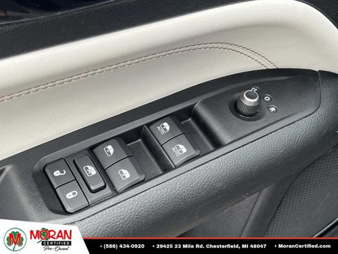 Used 2022 Jeep Compass Limited AWD/4WD image 15