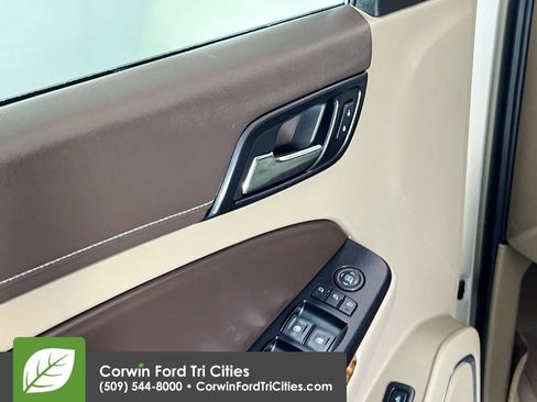 Used 2016 Chevrolet Tahoe LTZ AWD/4WD image 12