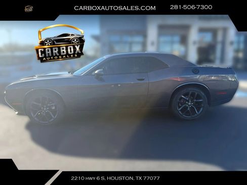 Used 2021 Dodge Challenger SXT w/ Blacktop Package RWD image 2