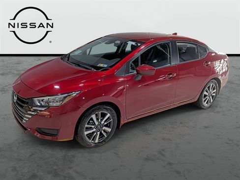 Used 2025 Nissan Versa SV w/ Trunk Package FWD image 1
