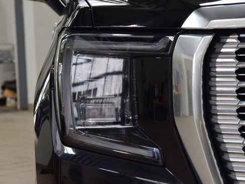 Used 2024 GMC Yukon XL Denali w/ Max Trailering Package image 12