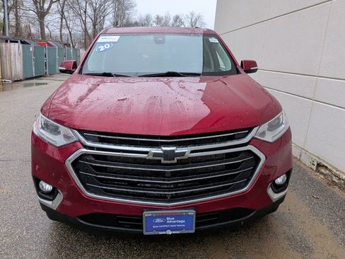 Used 2020 Chevrolet Traverse LT w/ LT Premium Package image 2