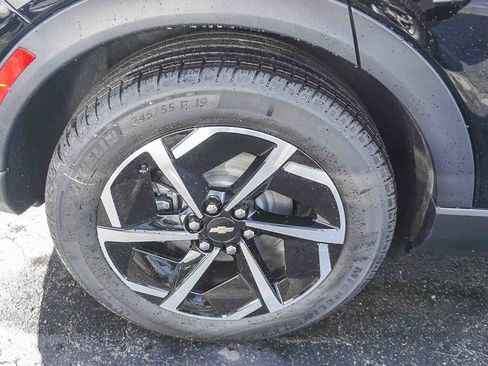 New 2026 Chevrolet Equinox EV LT FWD image 8