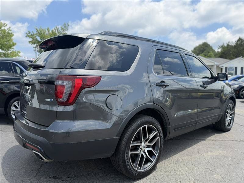Used 2017 Ford Explorer Sport w/ Equipment Group 401A AWD/4WD image 7
