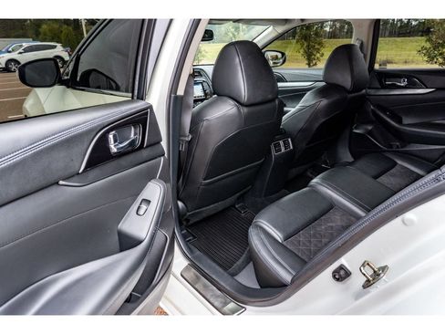 Used 2017 Nissan Maxima SR w/ Midnight Edition image 12