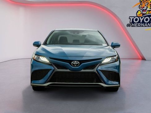 Used 2023 Toyota Camry XSE FWD image 2