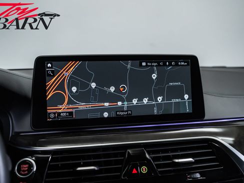 Used 2021 BMW M550i xDrive w/ Executive Package AWD/4WD image 38