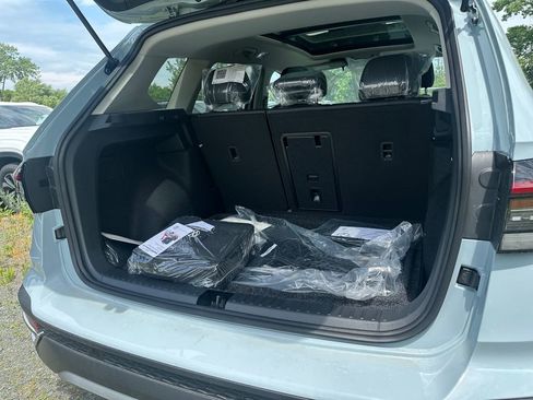 New 2026 Volkswagen Taos SE AWD/4WD image 19