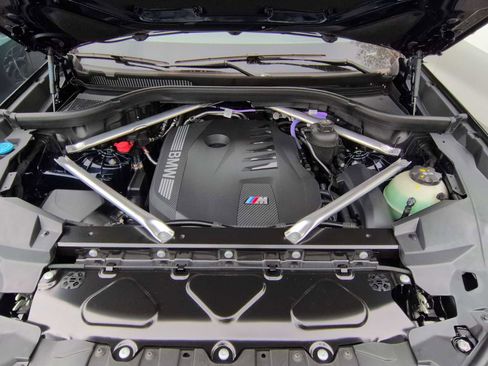 New 2026 BMW X6 xDrive40i w/ Climate Comfort Package image 15