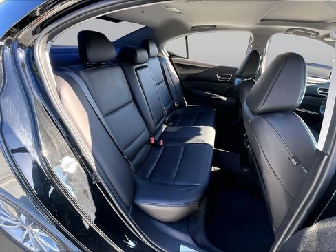 Used 2018 Acura TLX w/ Technology Package FWD image 19