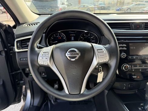 Used 2016 Nissan Rogue S image 24