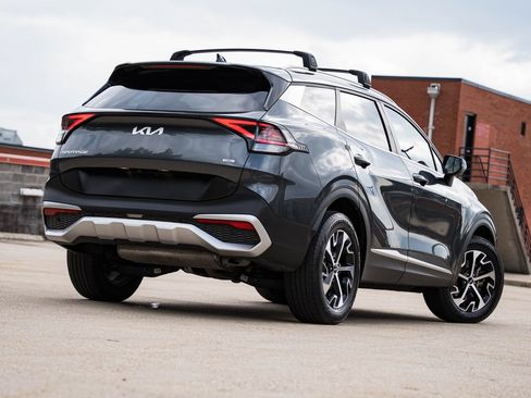 Used 2023 Kia Sportage EX AWD/4WD image 6