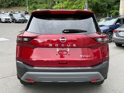 Used 2023 Nissan Rogue SV w/ SV Premium B Package AWD/4WD image 5
