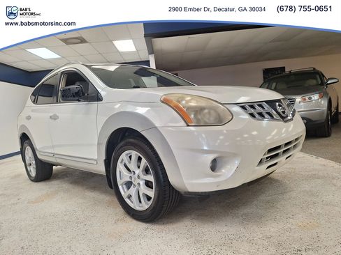 Used 2011 Nissan Rogue SV w/ SL Pkg FWD image 1