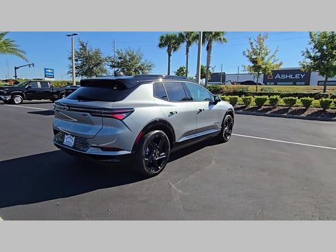 New 2026 Chevrolet Equinox EV RS image 22