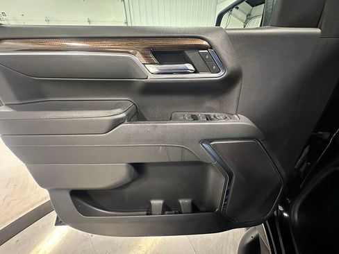 Used 2023 Chevrolet Silverado 1500 RST AWD/4WD image 21