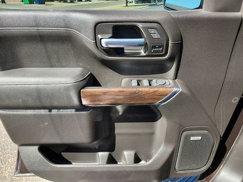 Used 2020 GMC Sierra 1500 SLT AWD/4WD image 16