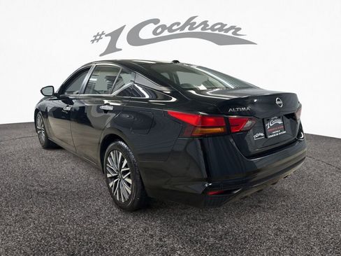 Used 2023 Nissan Altima 2.5 SV image 18