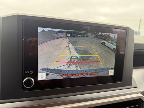 Used 2025 Toyota 4Runner TRD Off-Road AWD/4WD image 17