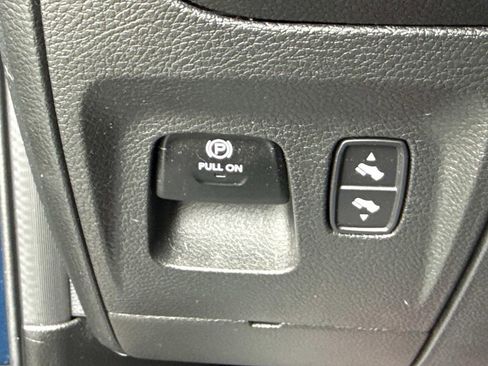 Used 2023 RAM 1500 Big Horn AWD/4WD image 46