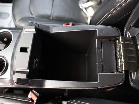 Used 2019 Ford Explorer Limited w/ Class III Trailer Tow Package image 38