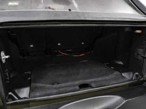 Used 2016 Jeep Wrangler Unlimited Rubicon w/ Connectivity Group image 41