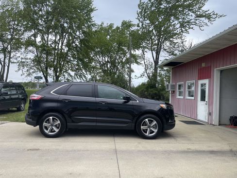 Used 2024 Ford Edge SEL w/ Convenience Package AWD/4WD image 6