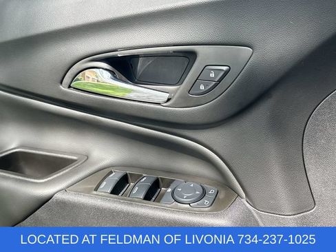 Certified 2024 Chevrolet Equinox LT FWD image 22