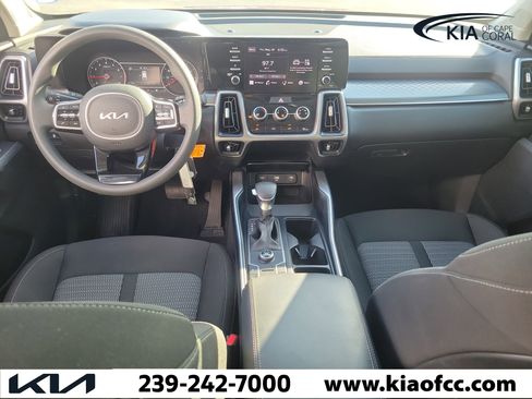 Certified 2023 Kia Sorento LX FWD image 16