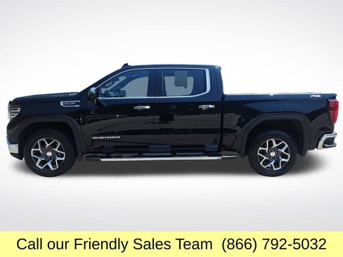 Used 2025 GMC Sierra 1500 SLT w/ SLT Premium Plus Package AWD/4WD image 2