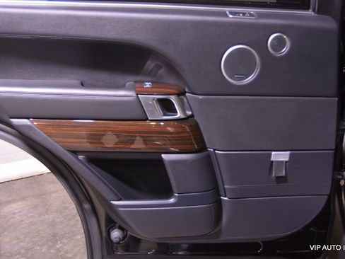 Used 2017 Land Rover Range Rover Long Wheelbase Supercharged image 9