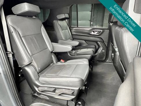 Used 2022 Chevrolet Suburban Z71 w/ Z71 Off-Road Package AWD/4WD image 18