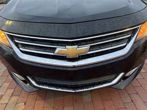 Used 2015 Chevrolet Impala LT image 22