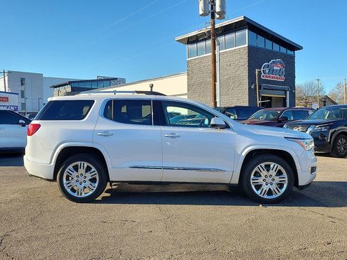 Used 2019 GMC Acadia Denali w/ Technology Package image 6