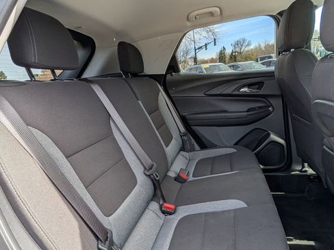 Used 2025 Chevrolet TrailBlazer LT FWD image 21