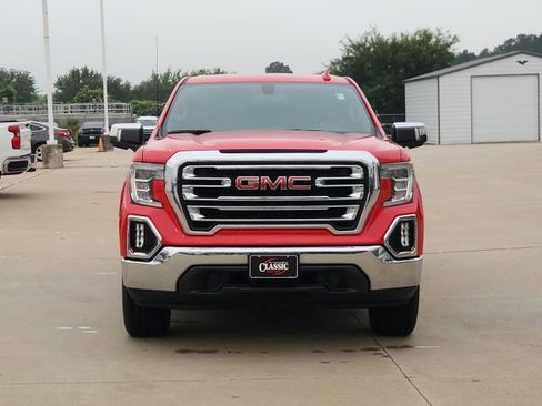 Used 2021 GMC Sierra 1500 SLT RWD image 2