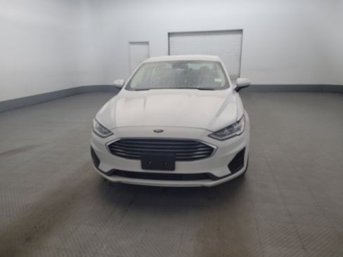 Used 2020 Ford Fusion SE image 15