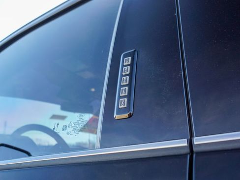 Used 2020 Ford F250 King Ranch w/ King Ranch Ultimate Package image 11