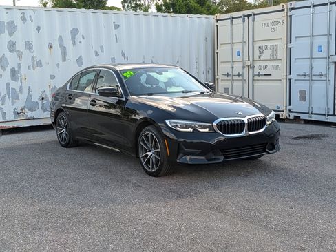 Used 2020 BMW 330i xDrive Sedan w/ Convenience Package AWD/4WD image 2