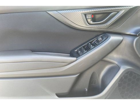 Certified 2023 Subaru Crosstrek 2.0i image 11