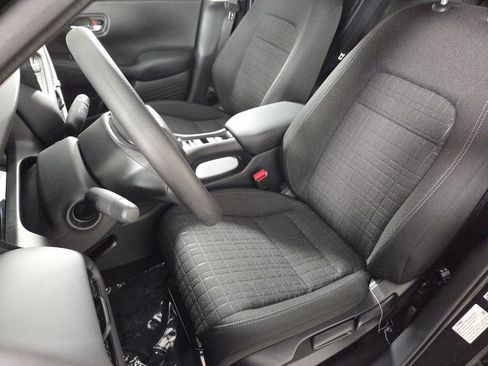 New 2026 Honda HR-V LX image 18