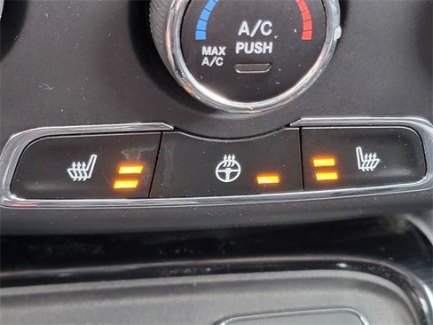 Certified 2018 Jeep Compass Latitude image 8