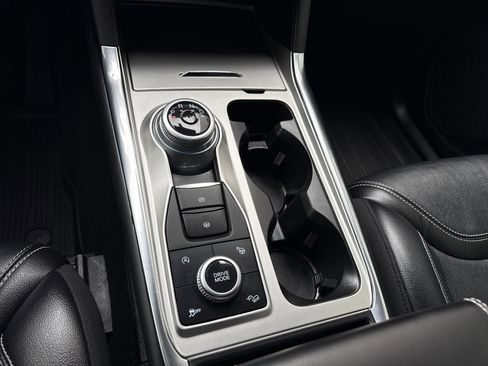 Used 2020 Ford Explorer ST w/ ST High-Performance Pack image 28