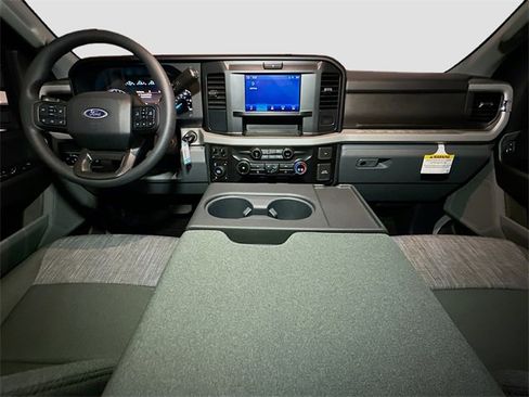 New 2026 Ford F250 XLT w/ FX4 Off-Road Package image 6